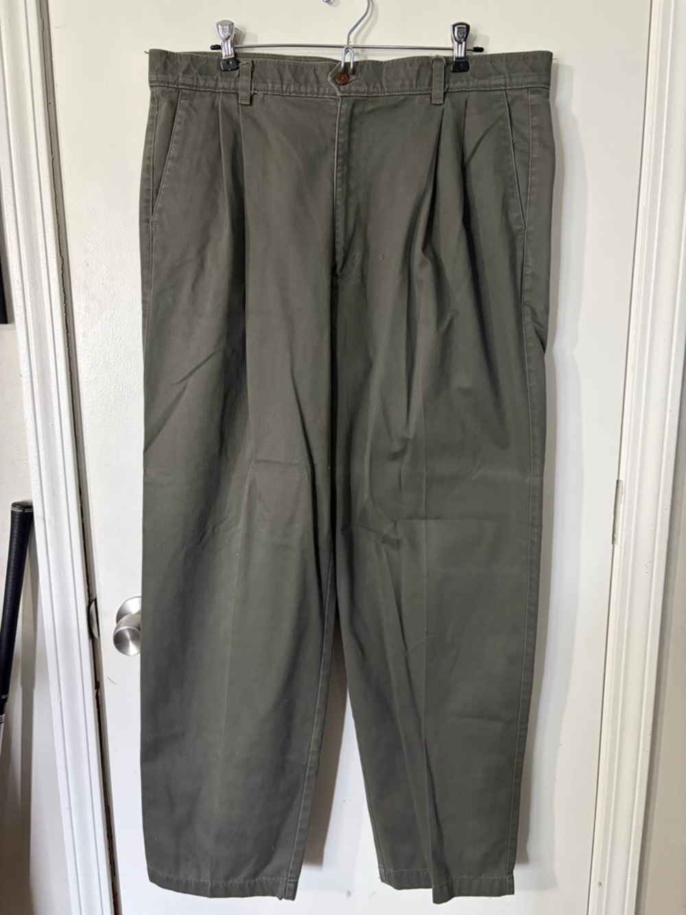 Men's Dockers 38x31 Olive  Chino Pants Tote2